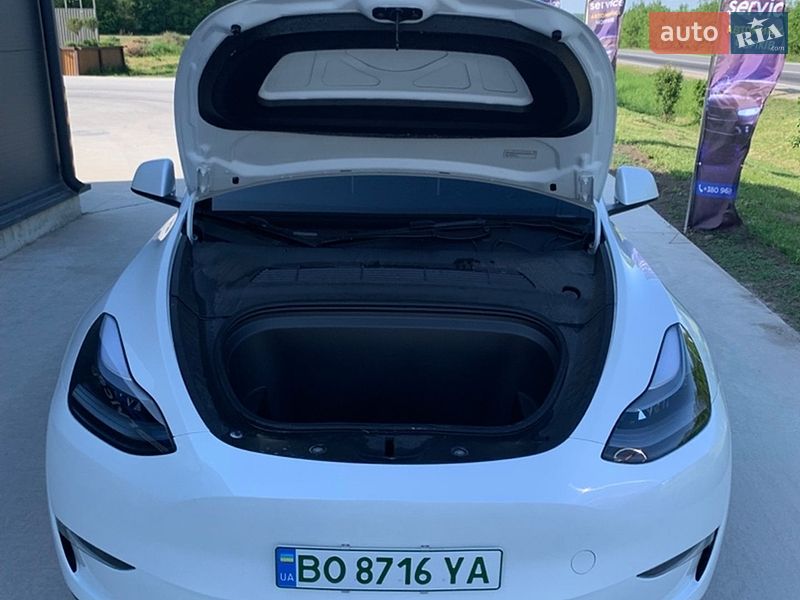 Позашляховик / Кросовер Tesla Model Y 2024 в Чорткові фото 7 Позашляховик / Кросовер Tesla Model Y 2024 в Чорткові