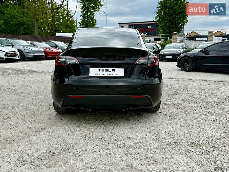 Позашляховик / Кросовер Tesla Model Y 2021 в Вінниці