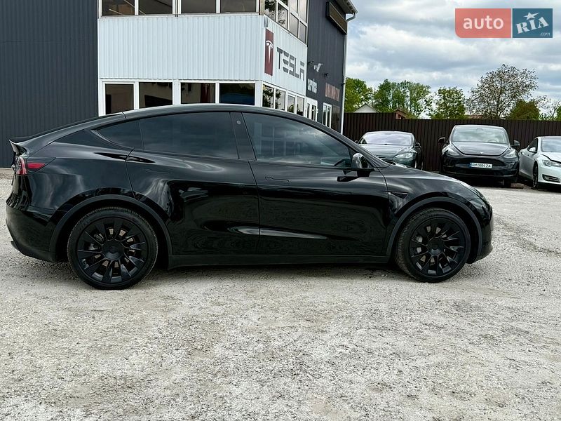Позашляховик / Кросовер Tesla Model Y 2021 в Вінниці