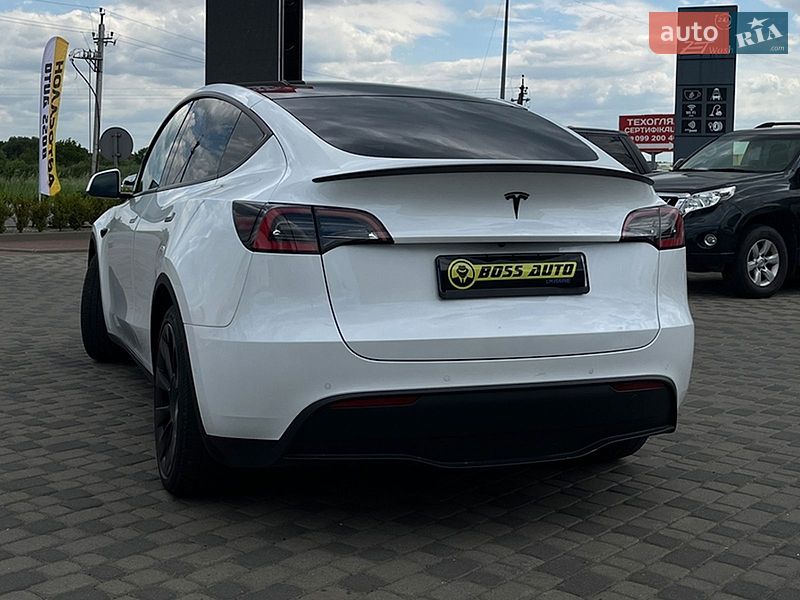 Позашляховик / Кросовер Tesla Model Y 2020 в Мукачевому