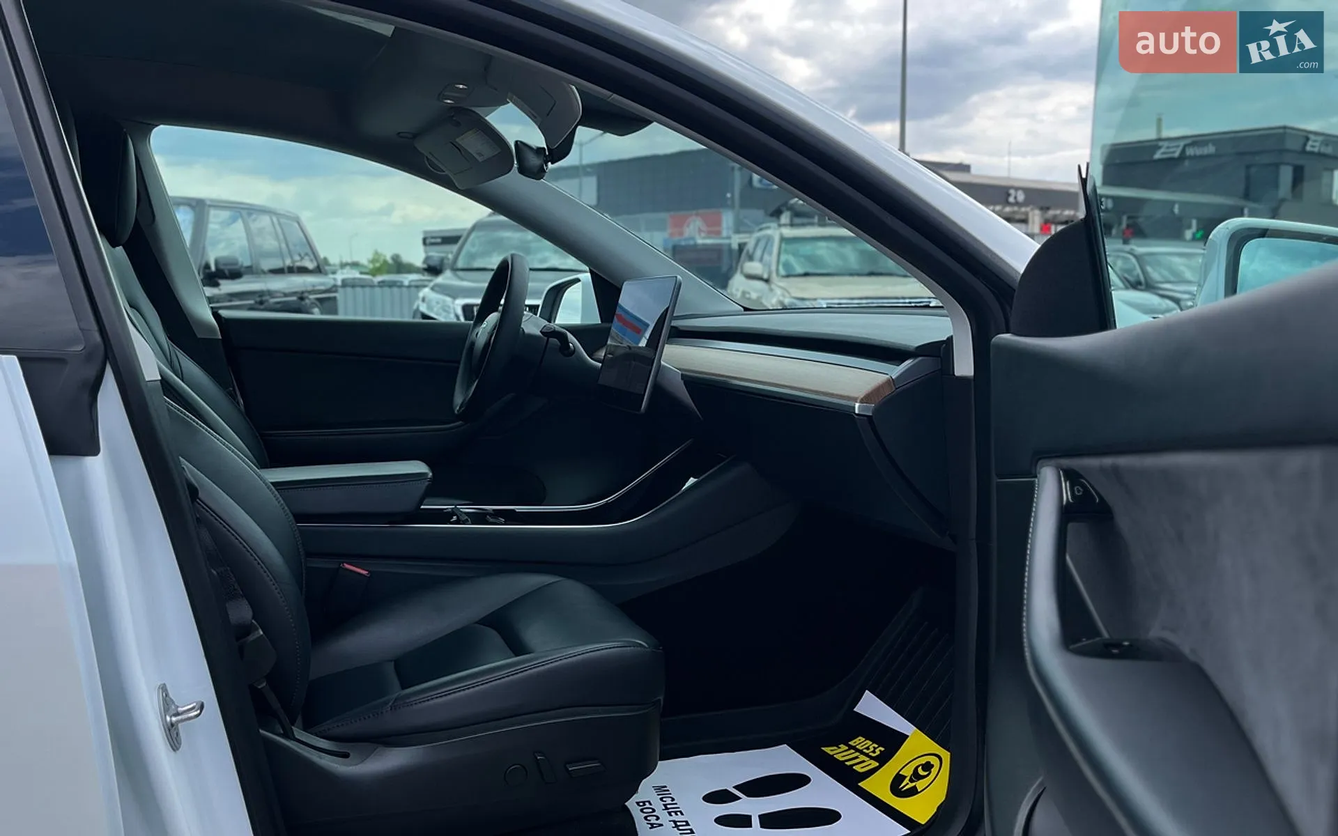 2020 Tesla Model Y - мініатюра 22