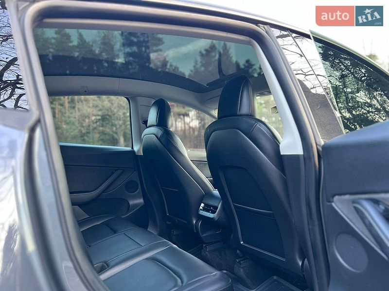 Внедорожник / Кроссовер Tesla Model Y 2022 в Луцке фото 18 Внедорожник / Кроссовер Tesla Model Y 2022 в Луцке