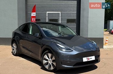Внедорожник / Кроссовер Tesla Model Y 2023 в Киеве