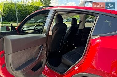 Внедорожник / Кроссовер Tesla Model Y 2021 в Киеве