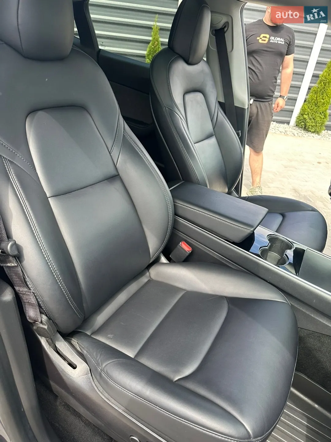 2020 Tesla Model Y - мініатюра 26