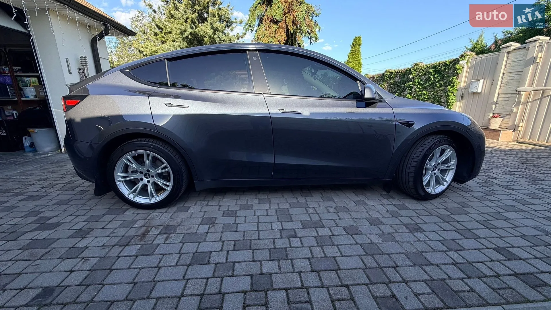 2022 Tesla Model Y - мініатюра 5