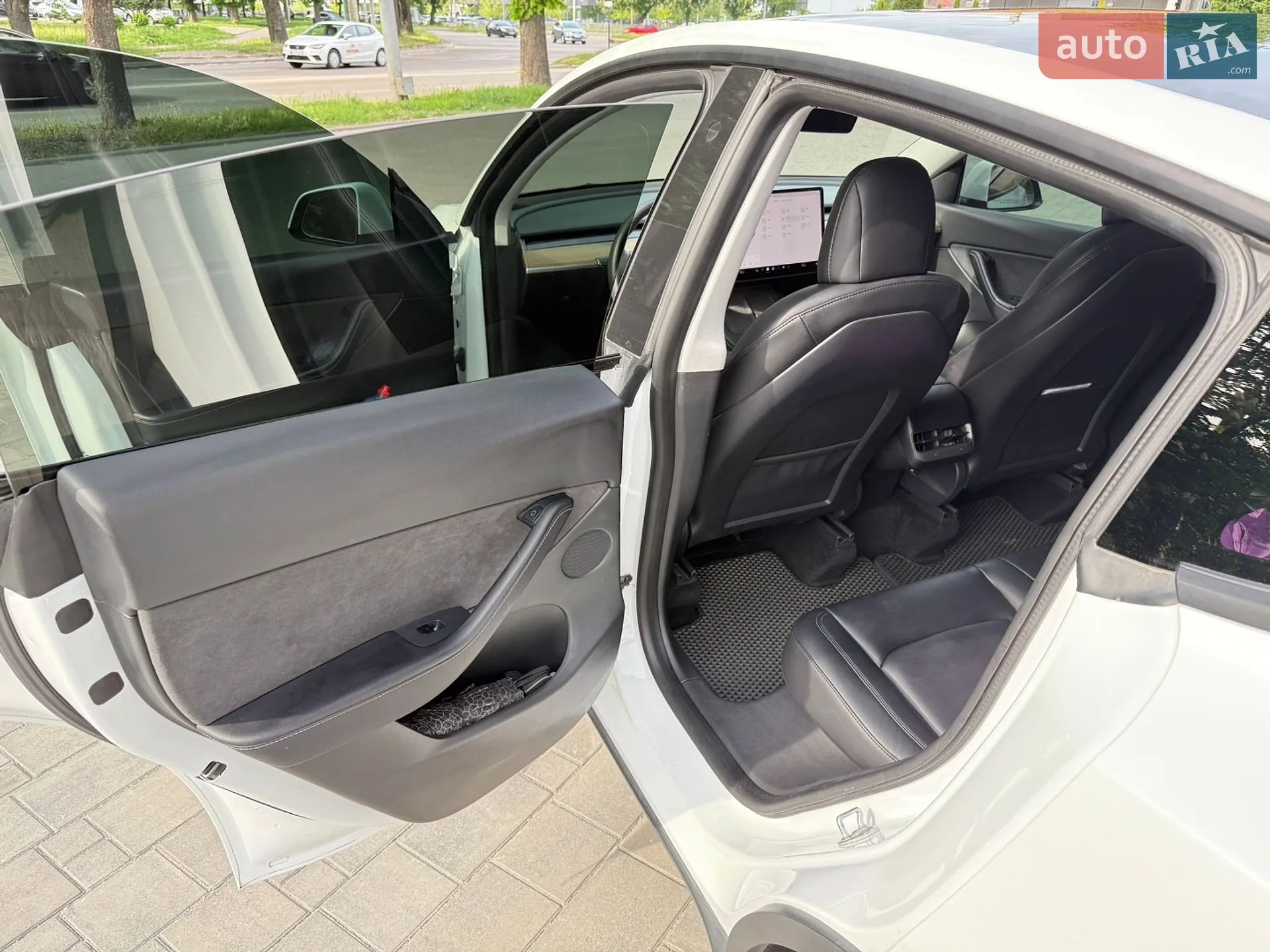 2021 Tesla Model Y - мініатюра 12