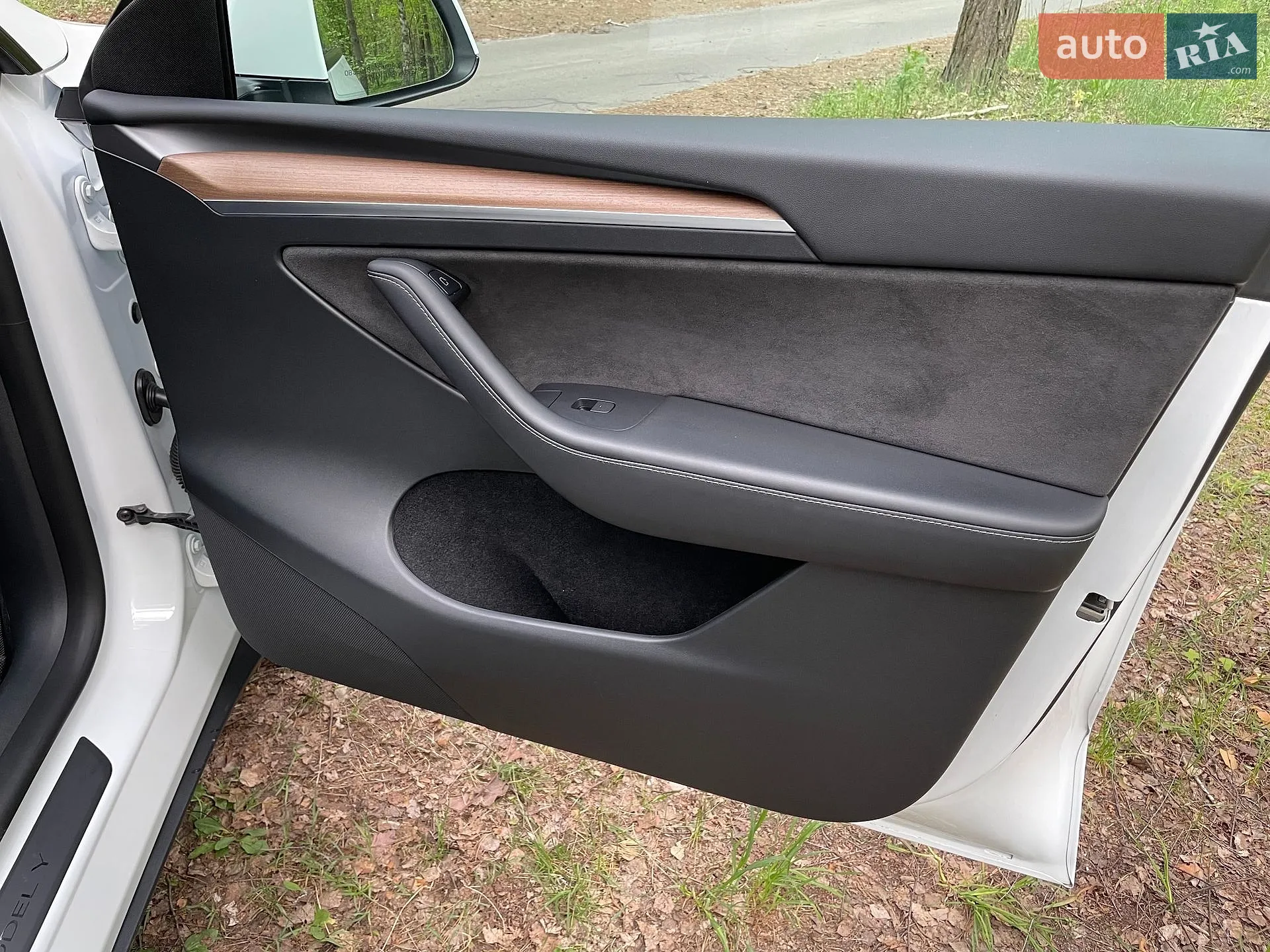 2022 Tesla Model Y - мініатюра 11