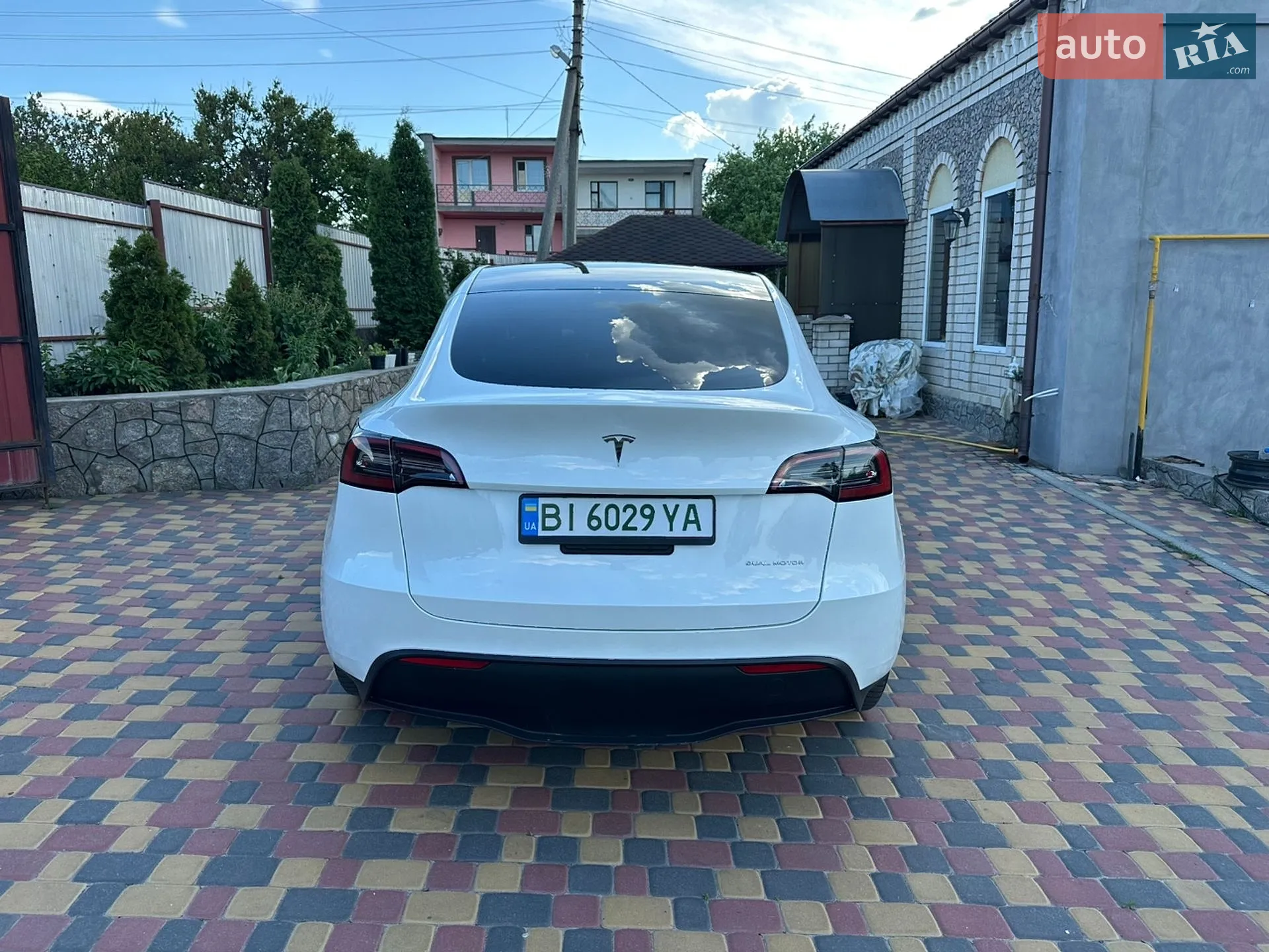 2022 Tesla Model Y - мініатюра 8