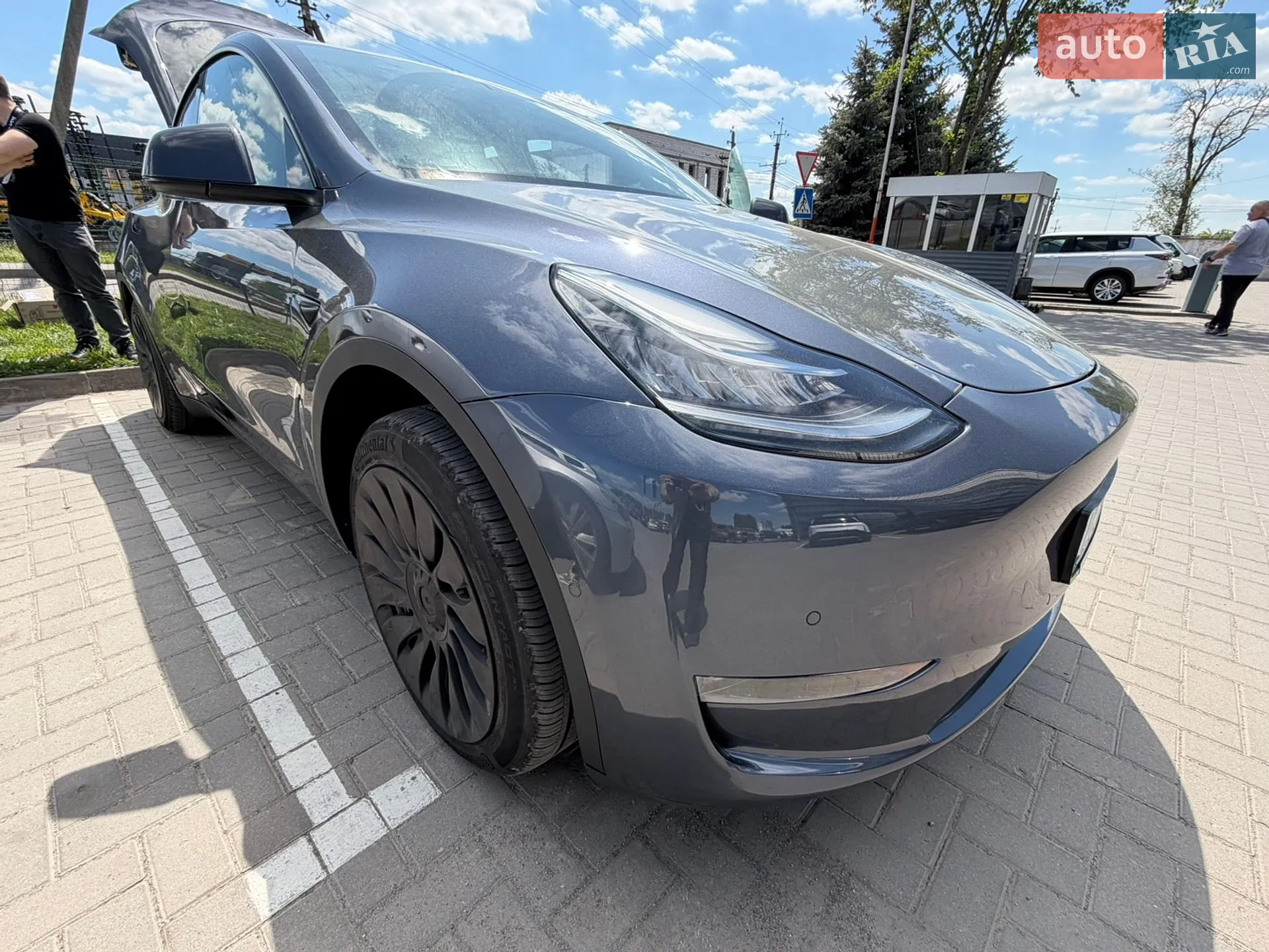 2022 Tesla Model Y - мініатюра 8
