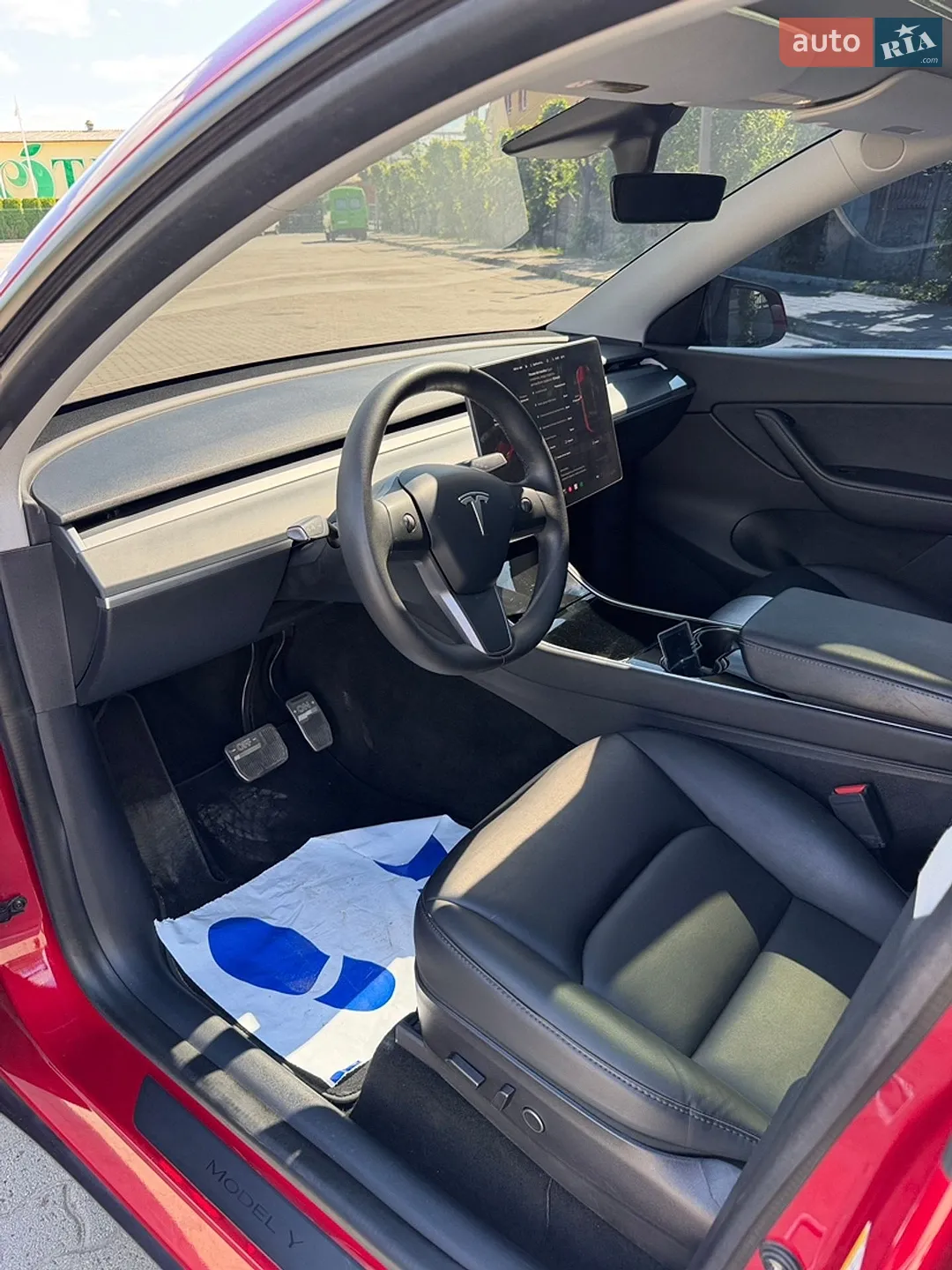 2020 Tesla Model Y - мініатюра 18