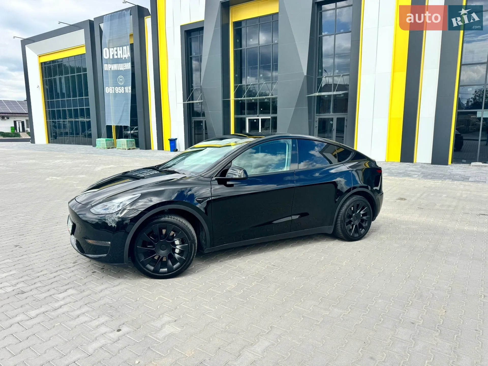 2023 Tesla Model Y - мініатюра 9