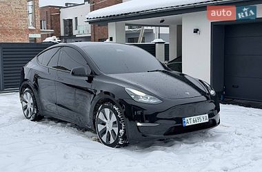 Позашляховик / Кросовер Tesla Model Y 2023 в Верховині