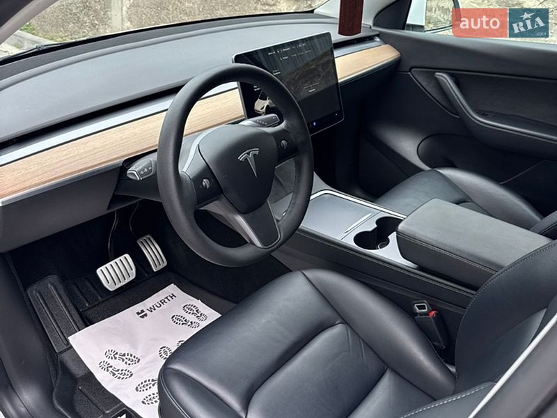 Позашляховик / Кросовер Tesla Model Y 2022 в Тернополі