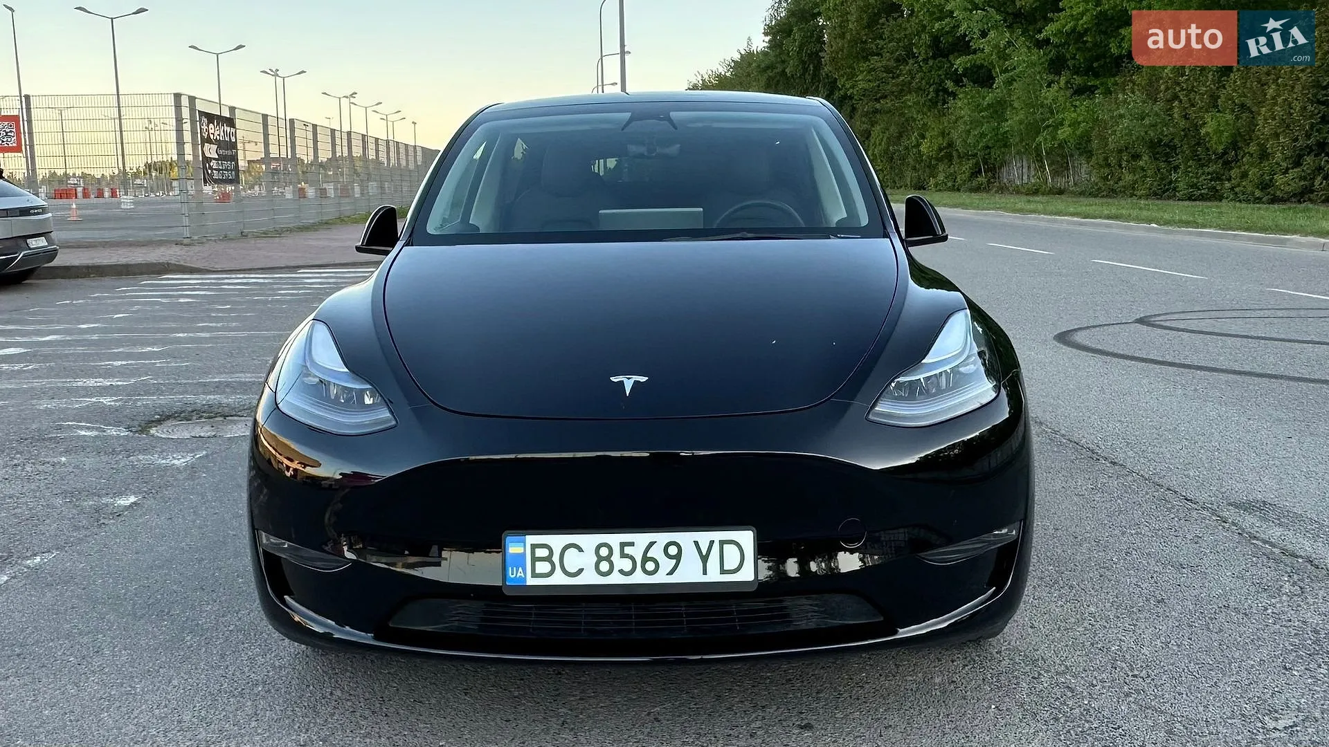 2023 Tesla Model Y - мініатюра 2