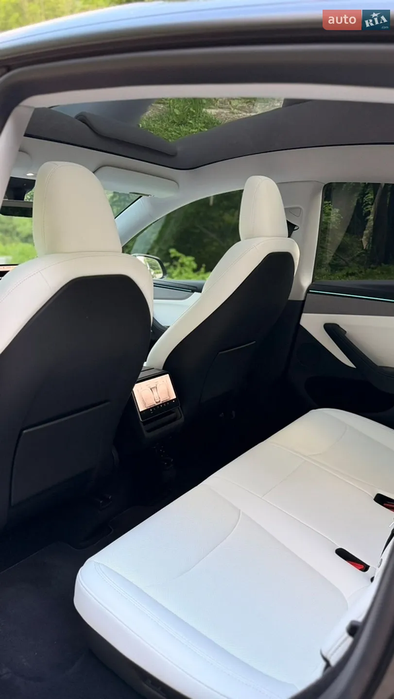 2025 Tesla Model Y - мініатюра 25