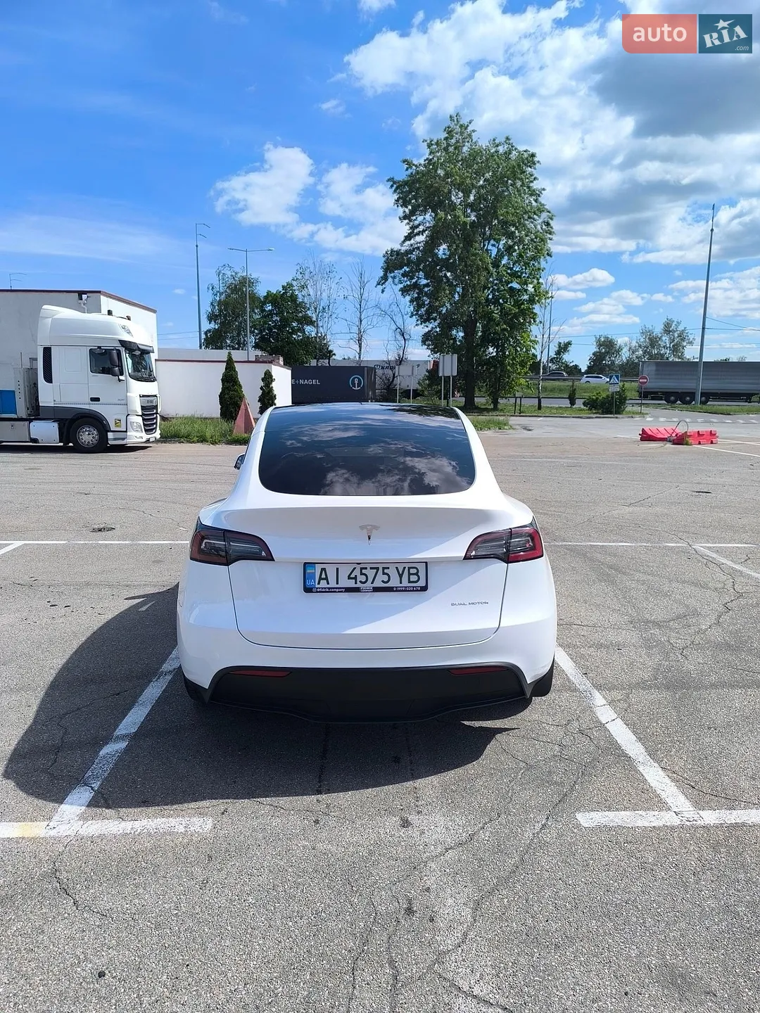 2023 Tesla Model Y - мініатюра 5