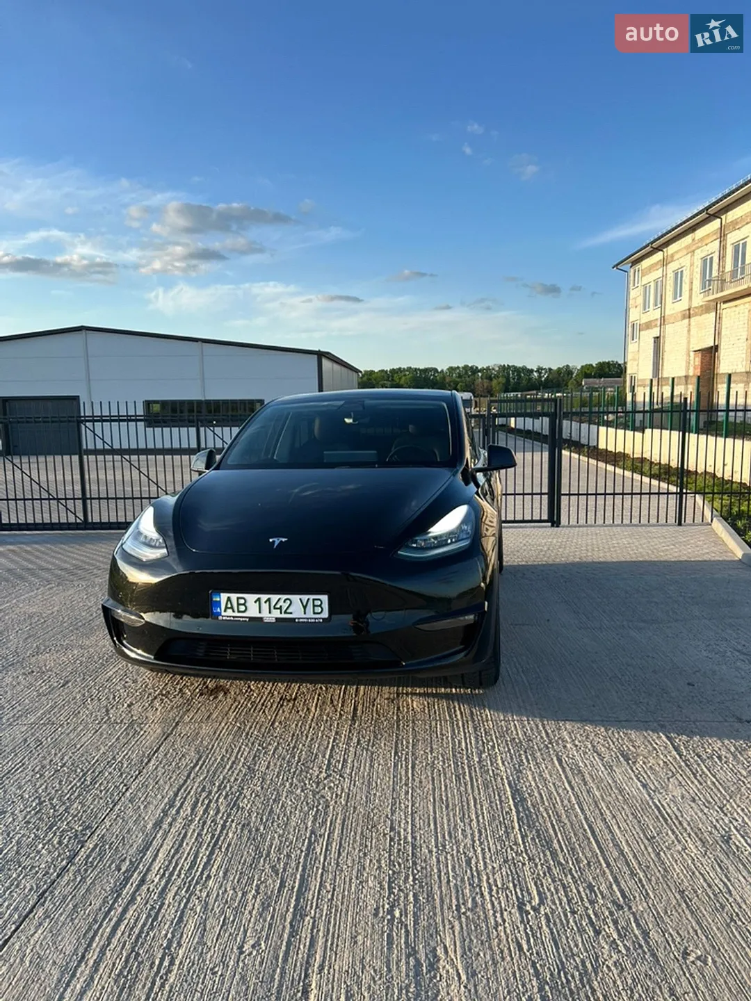 2021 Tesla Model Y - мініатюра 2