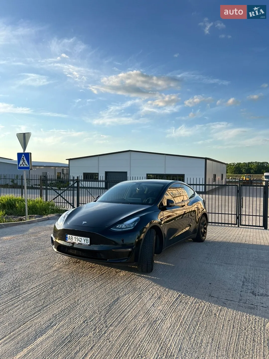 2021 Tesla Model Y - мініатюра 15