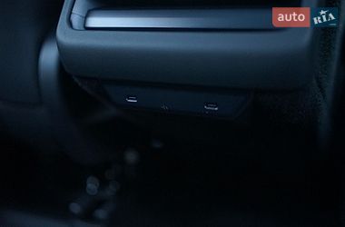 Позашляховик / Кросовер Tesla Model Y 2025 в Львові