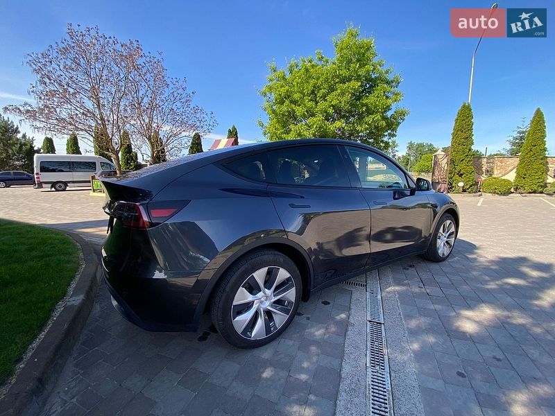 Внедорожник / Кроссовер Tesla Model Y 2024 в Сарнах фото 20 Внедорожник / Кроссовер Tesla Model Y 2024 в Сарнах