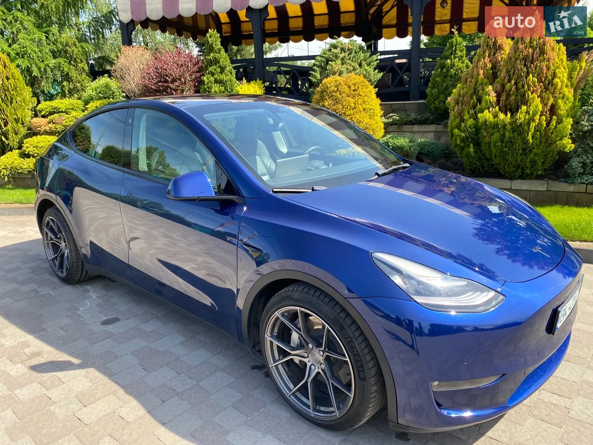 2022 Tesla Model Y - мініатюра 3