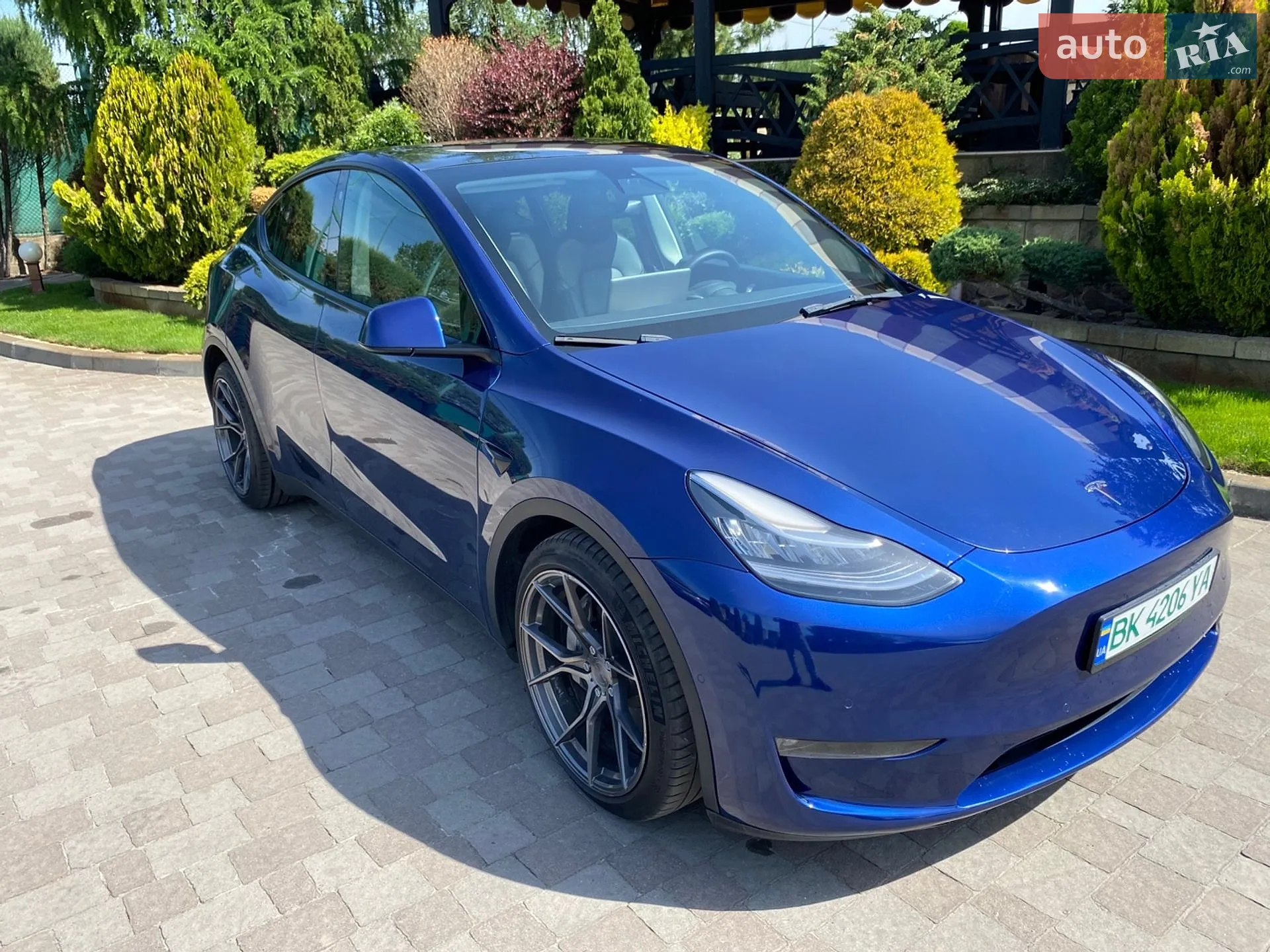 2022 Tesla Model Y - мініатюра 8