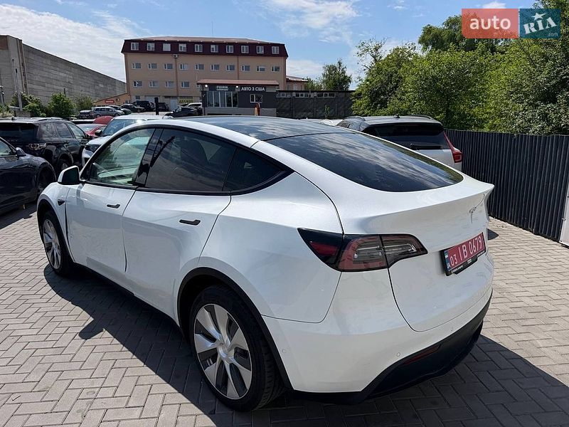 Позашляховик / Кросовер Tesla Model Y 2020 в Луцьку