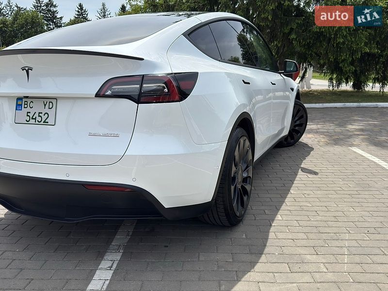 Внедорожник / Кроссовер Tesla Model Y 2022 в Луцке