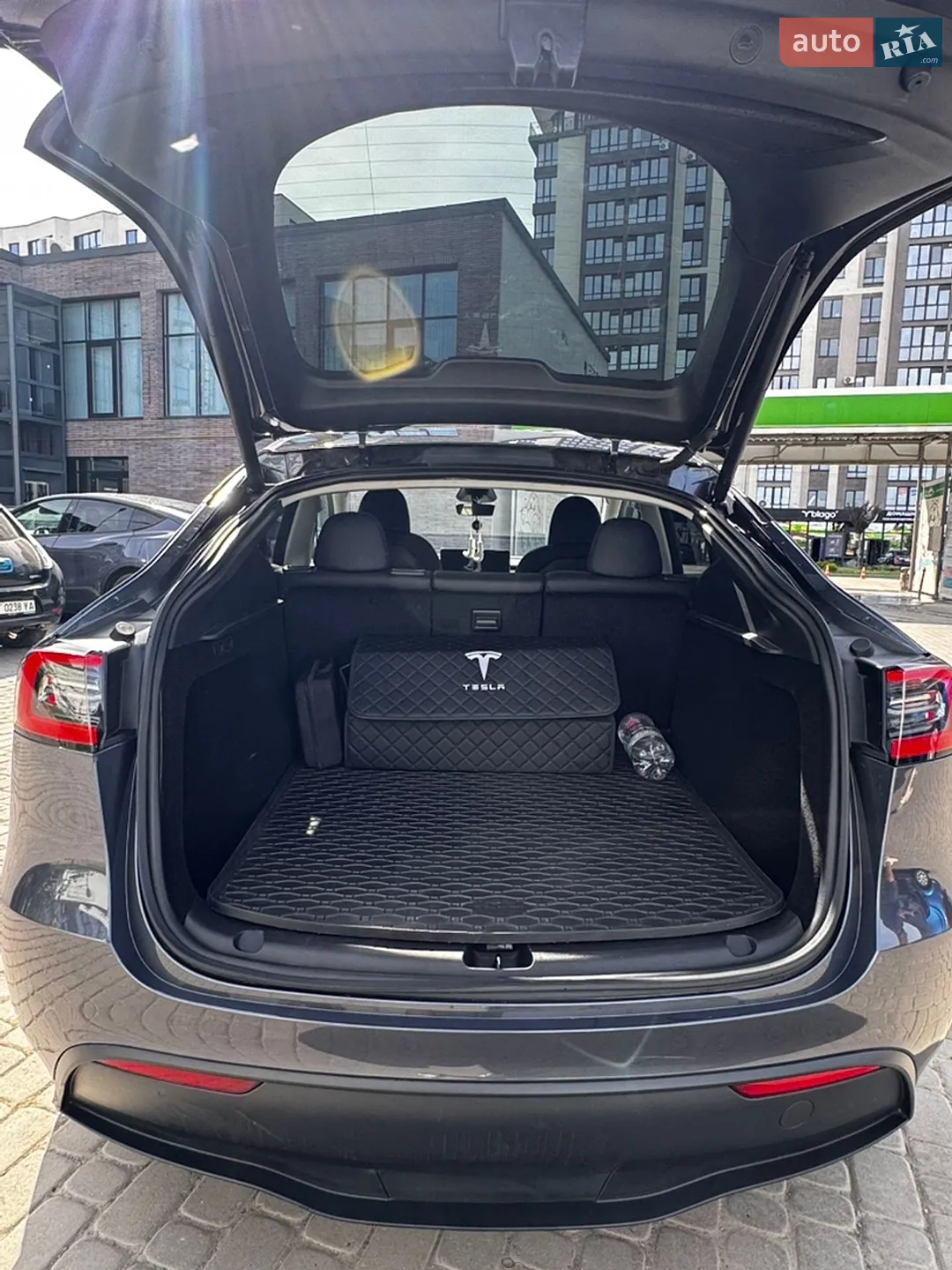 2023 Tesla Model Y - мініатюра 36