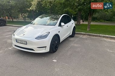 Позашляховик / Кросовер Tesla Model Y 2022 в Києві