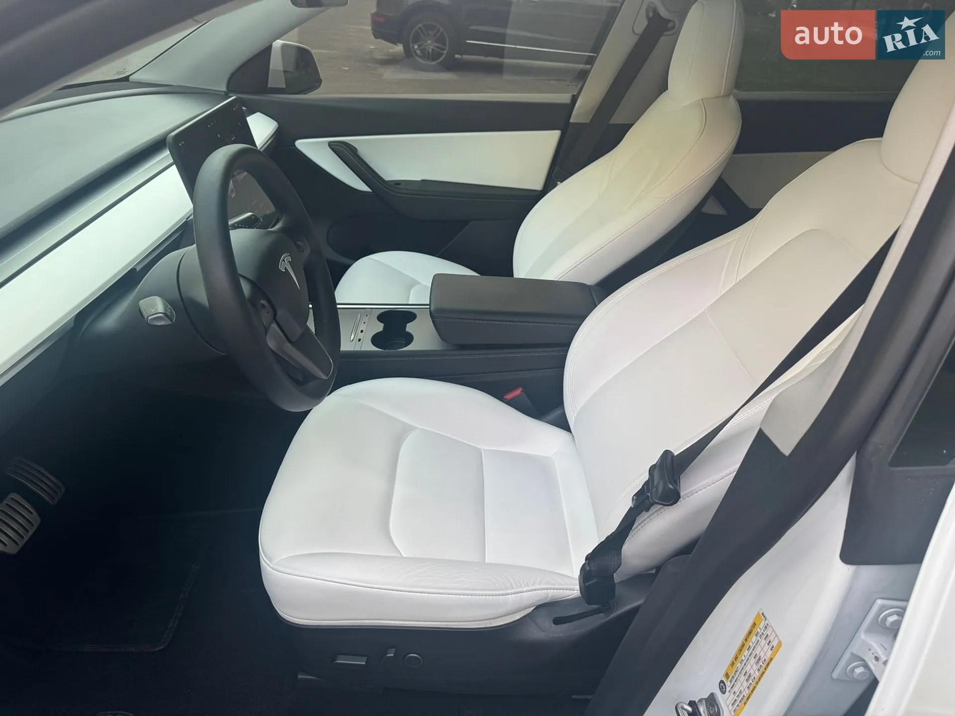 2022 Tesla Model Y - мініатюра 12