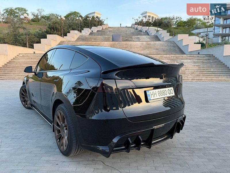 Внедорожник / Кроссовер Tesla Model Y 2023 в Великодолинском