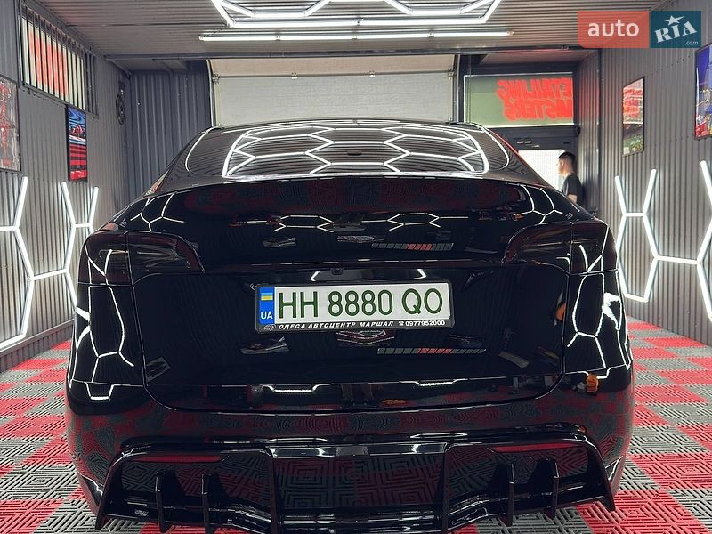 Внедорожник / Кроссовер Tesla Model Y 2023 в Великодолинском