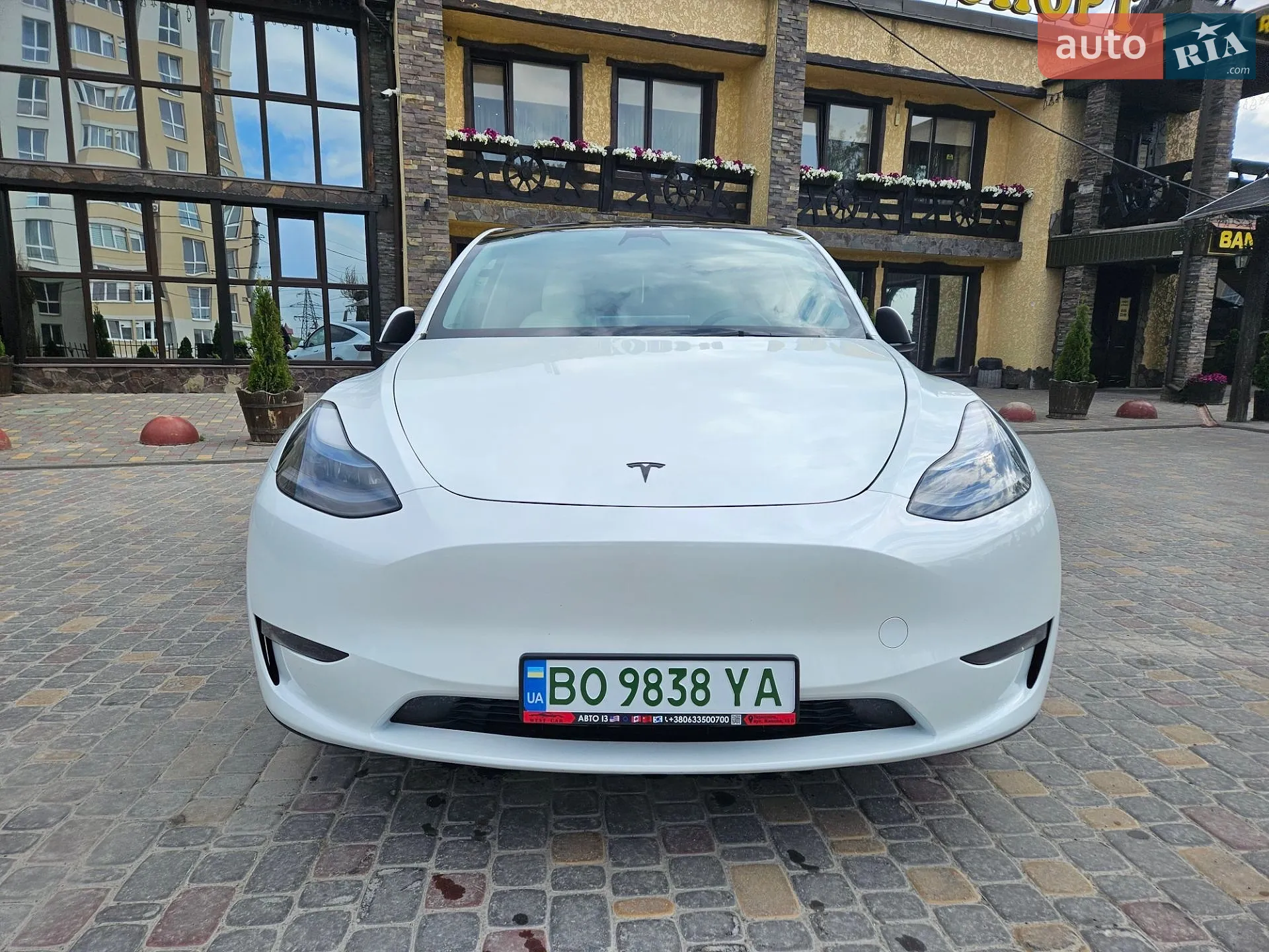 2022 Tesla Model Y - мініатюра 3