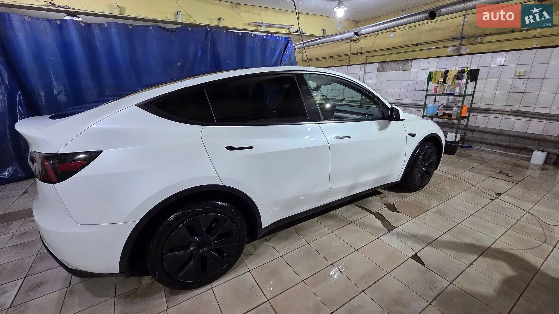 2024 Tesla Model Y - мініатюра 5