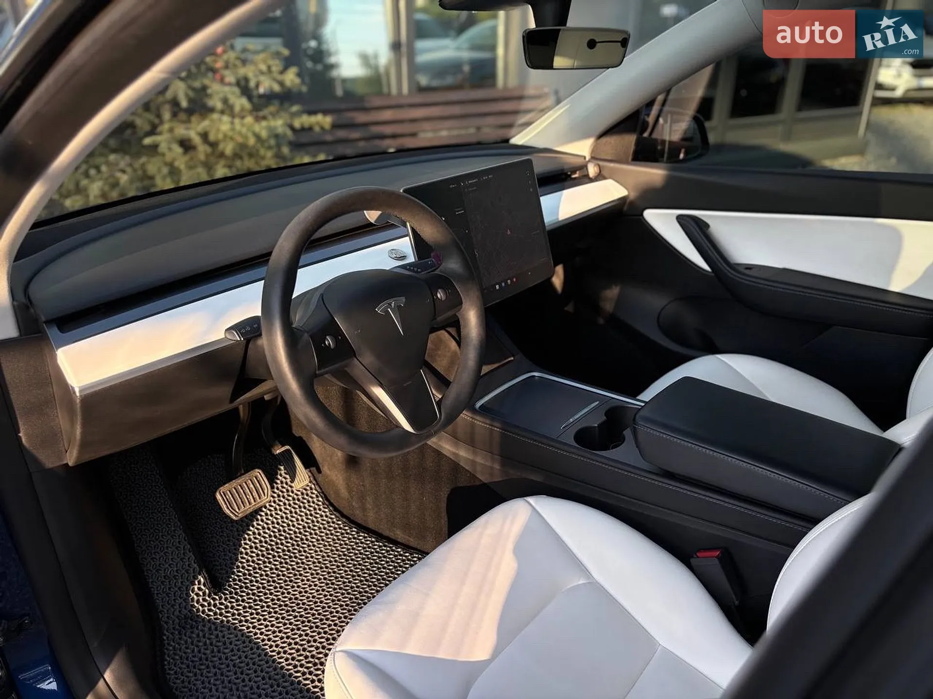 2021 Tesla Model Y - мініатюра 15