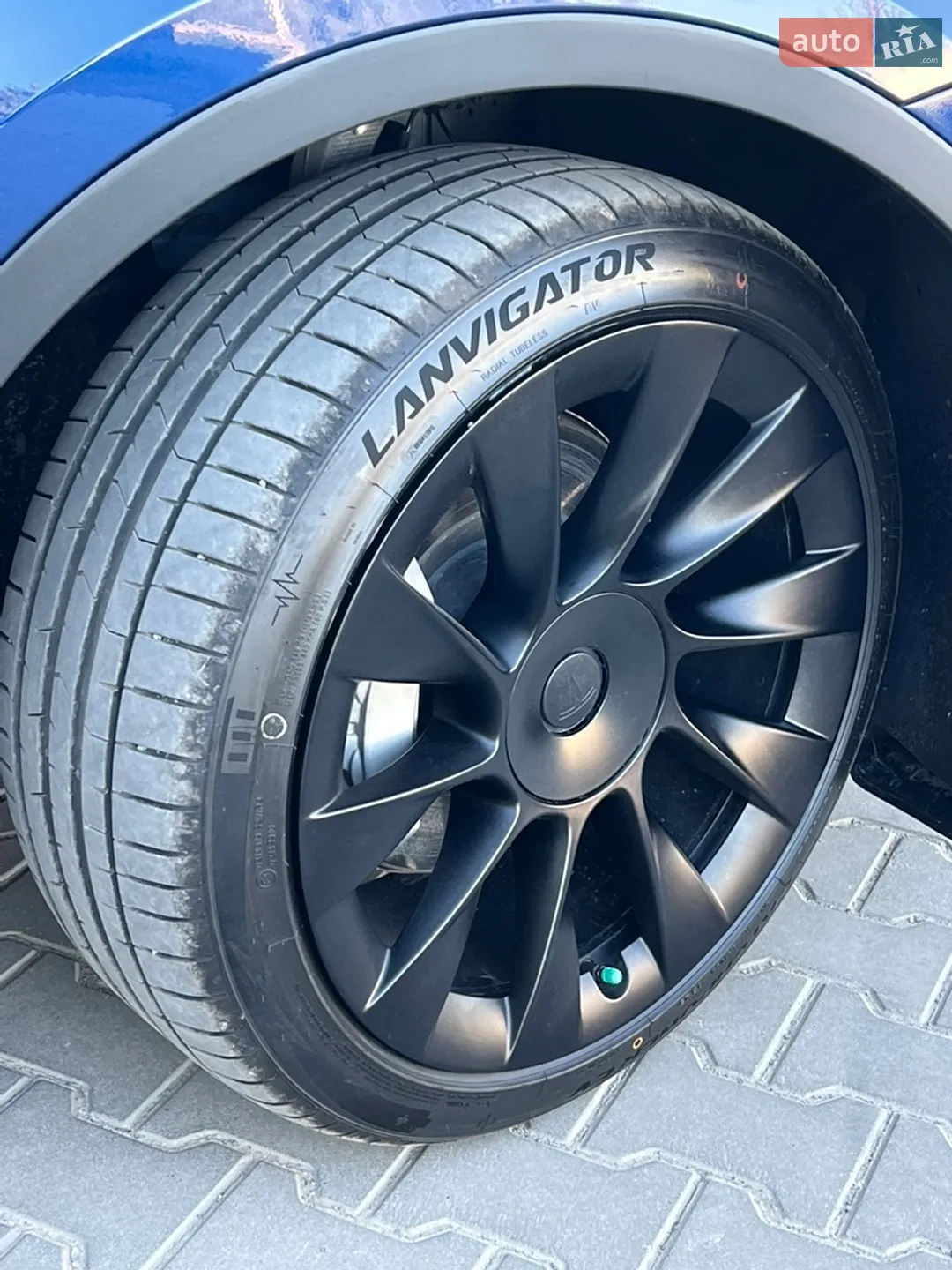 2023 Tesla Model Y - мініатюра 87