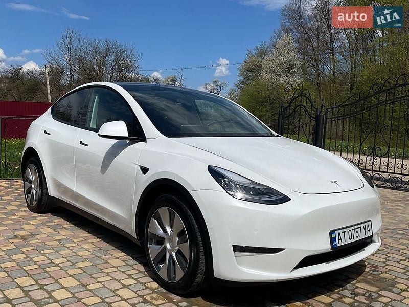 Позашляховик / Кросовер Tesla Model Y 2021 в Богородчанах