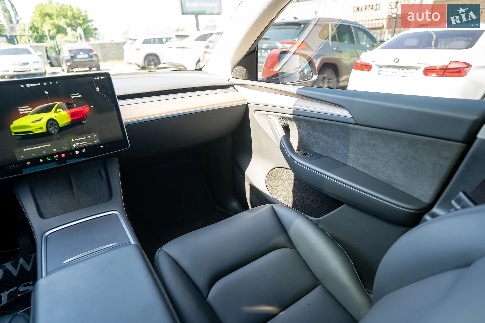 2024 Tesla Model Y - мініатюра 20
