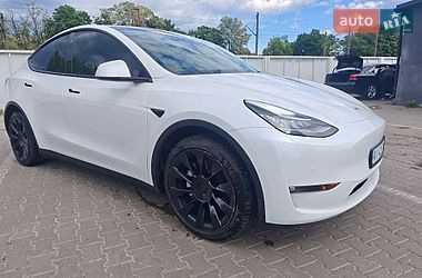 Позашляховик / Кросовер Tesla Model Y 2021 в Ірпені