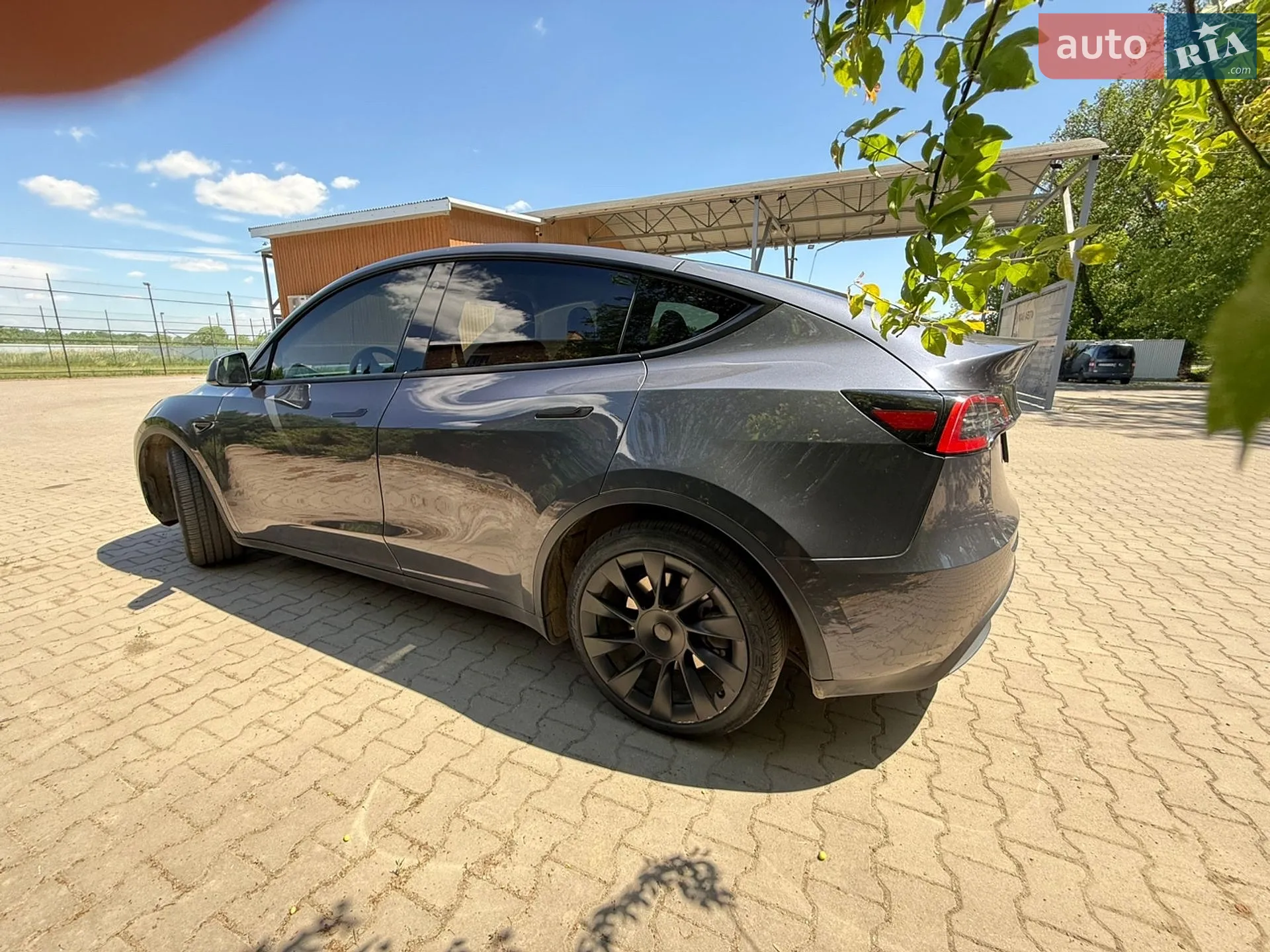 2020 Tesla Model Y - мініатюра 13