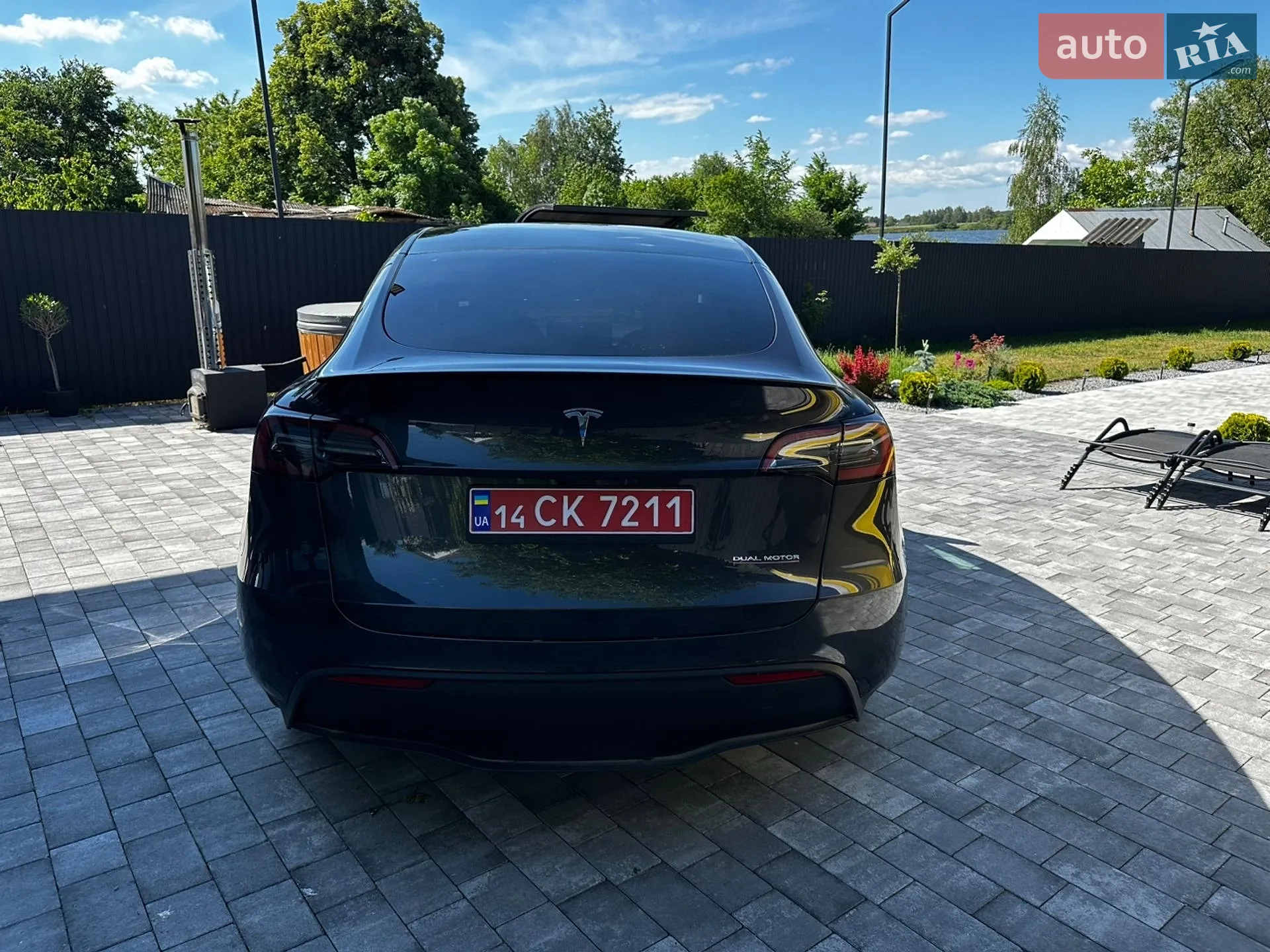 2024 Tesla Model Y - мініатюра 21