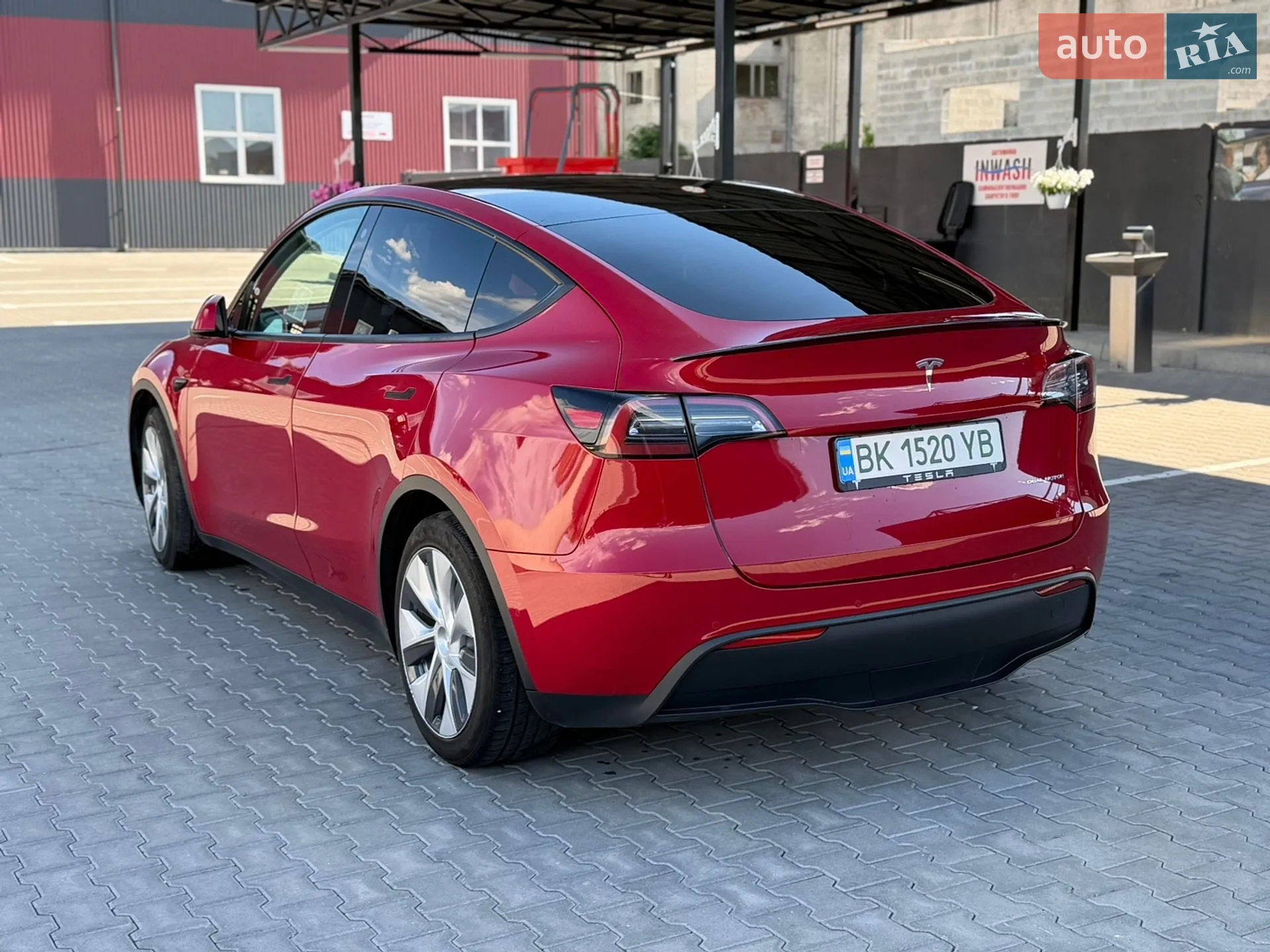 2022 Tesla Model Y - мініатюра 19