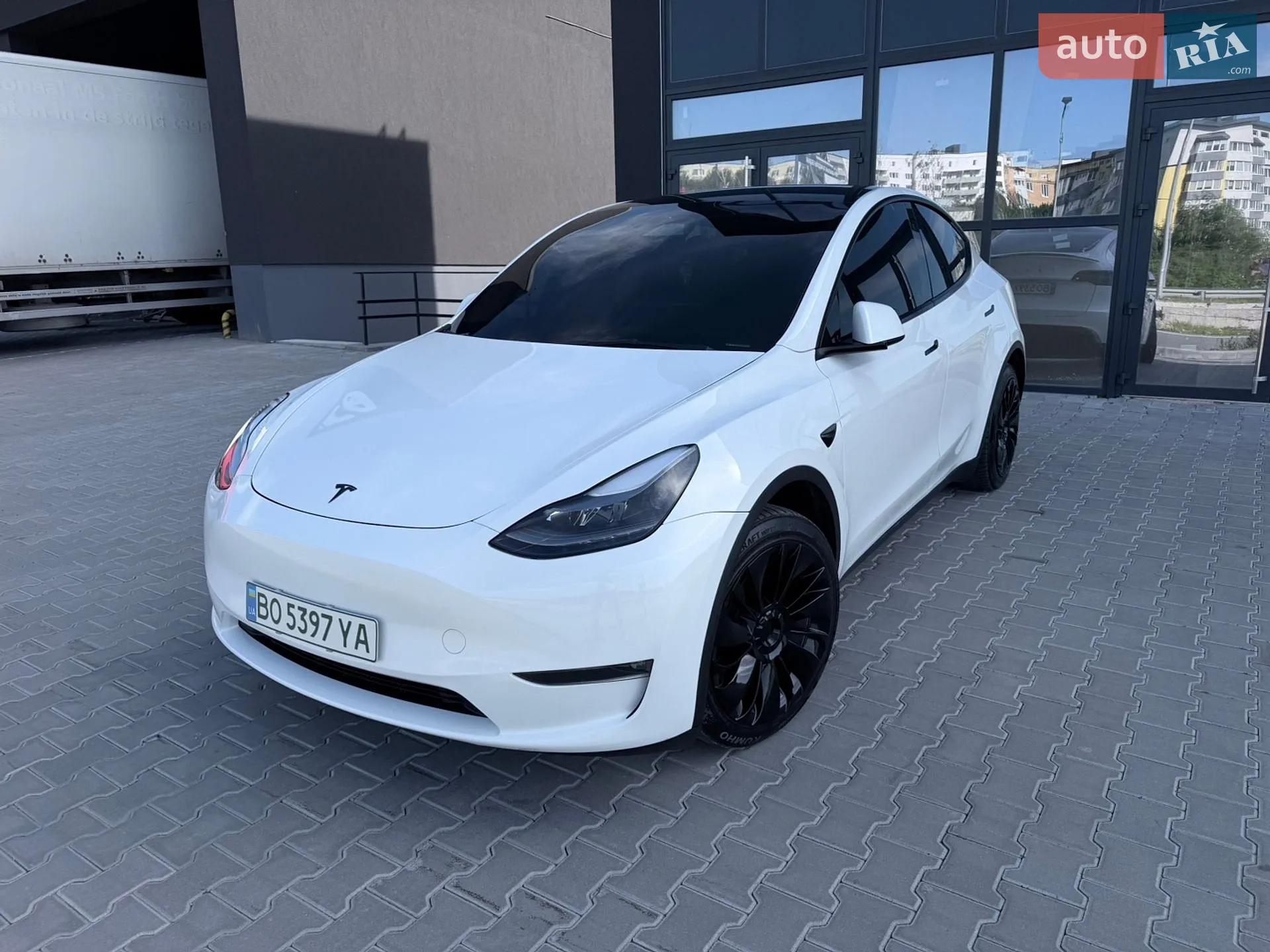 2023 Tesla Model Y - мініатюра 2