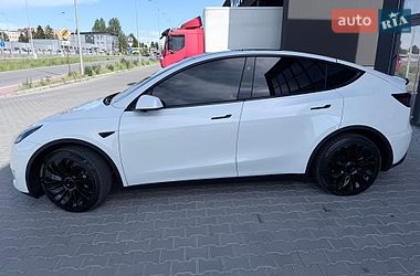 Позашляховик / Кросовер Tesla Model Y 2023 в Тернополі