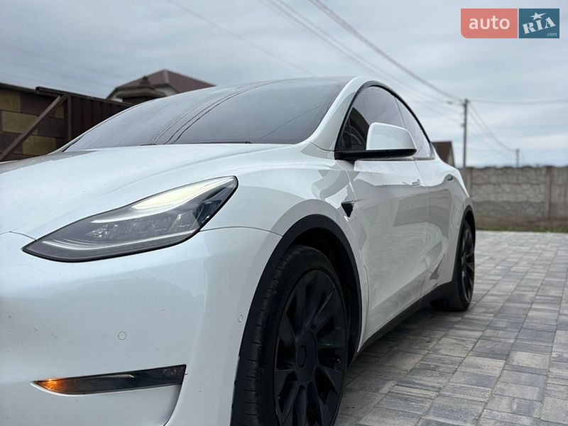 Позашляховик / Кросовер Tesla Model Y 2020 в Костопілі