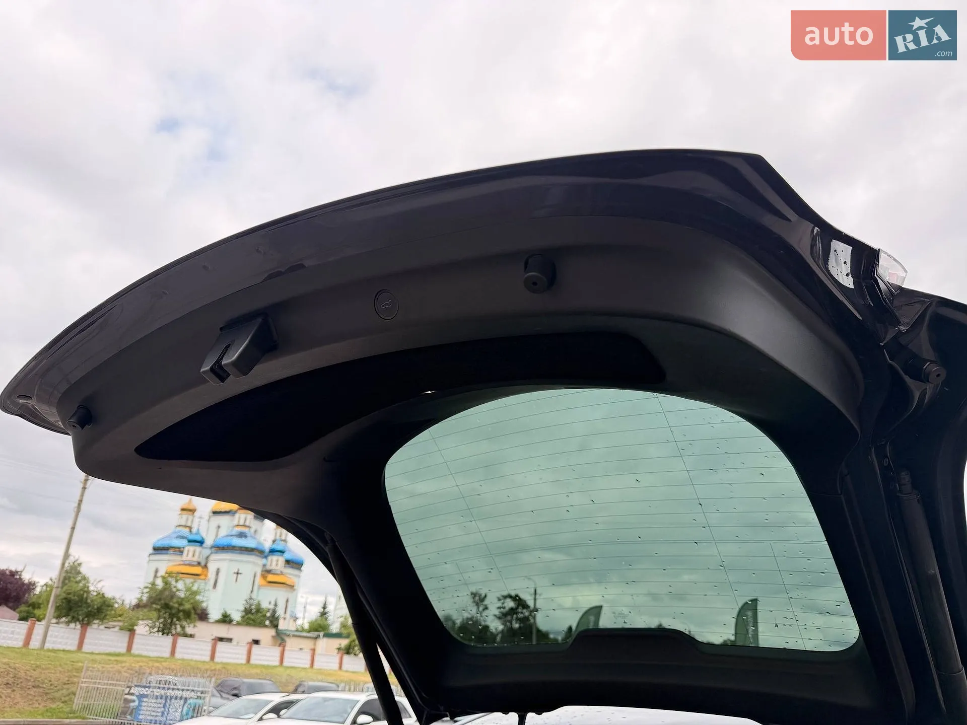 2022 Tesla Model Y - мініатюра 31