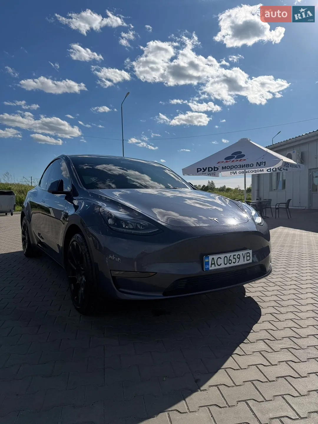 2023 Tesla Model Y - мініатюра 2