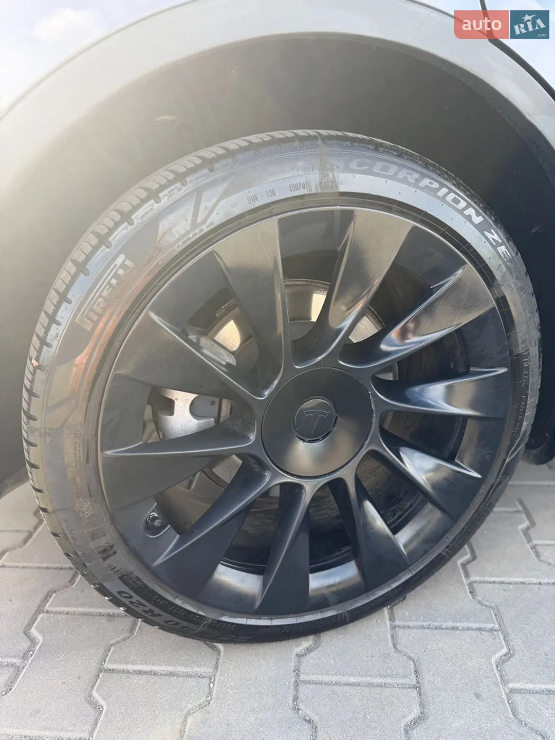 2023 Tesla Model Y - мініатюра 9
